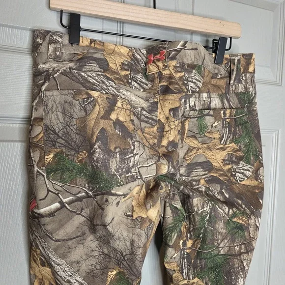 UNDER ARMOUR Women's All Season Gear REALTREE Hunting Pant Scent Control Size 10 - Picture 8 of 10